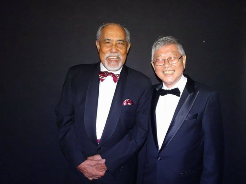 2. Tan Sri Dato’ Seri Haji Megat Najmuddin (L) and Mr. Peter Chan