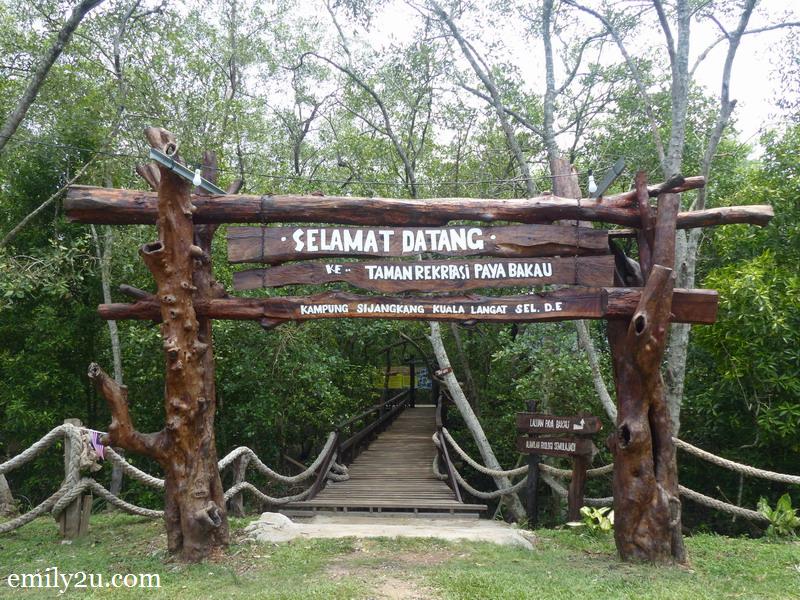 1. Mangrove Recreational Park, Kg. Sijangkang, Selangor