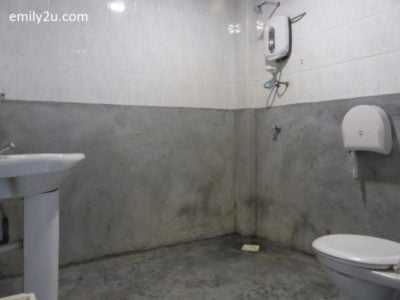 7. attached bathroom 