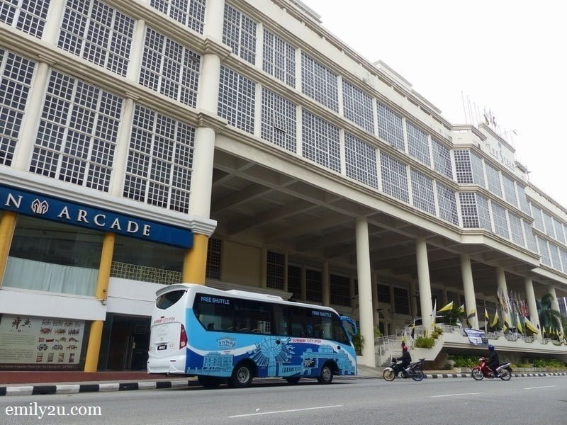 2. the shuttle bus has arrived at Syeun Hotel