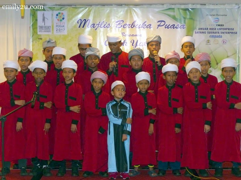 3. nasyid performance by Pertubuhan Kebajikan Anak Yatim Bait Al Amin
