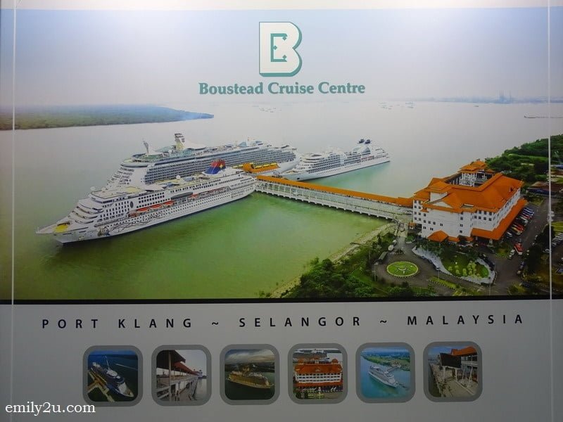 3. a poster shows the terminal at its maximum capacity - serving three vessels at the same time