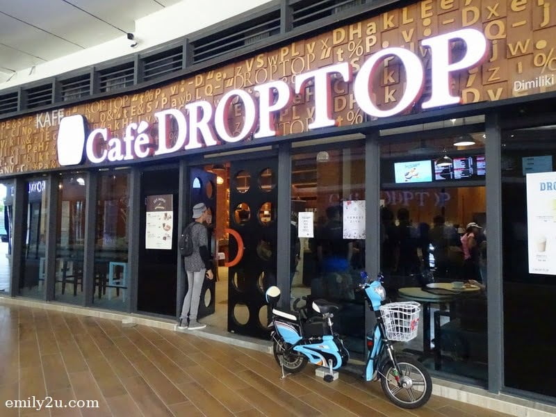 1. façade of Café Droptop