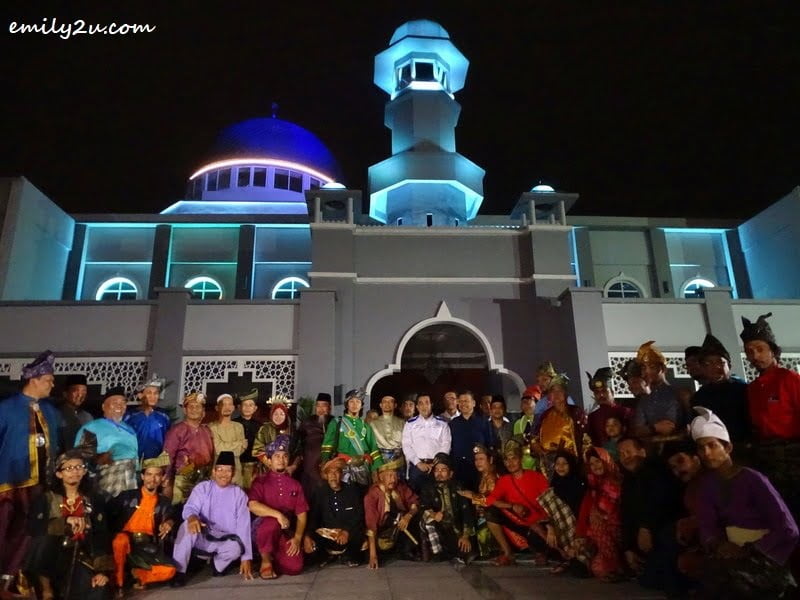  7. group photo in front of Masjid Jamek Kampong Bharu