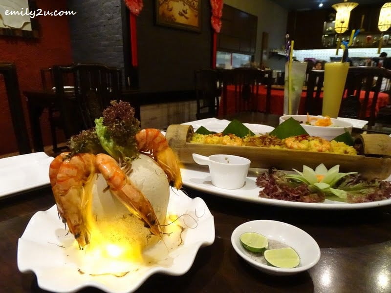  Flaming Coconut Seafood Curry, Tay Giang Bamboo Fried Rice & BBQ Meat Noodles @ Royale Vietnam Restaurant, SkyAvenue