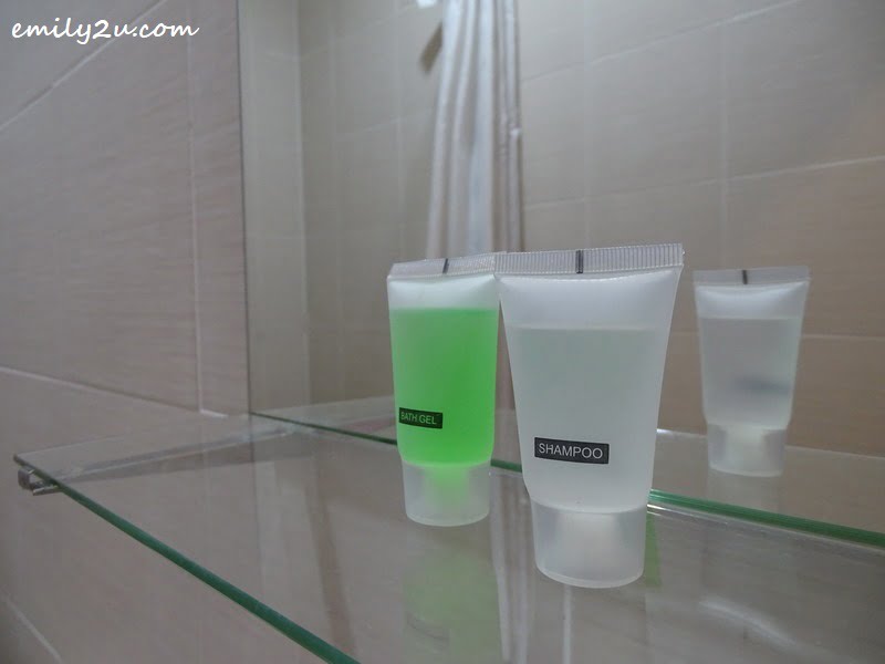 8. complimentary shampoo and shower gel