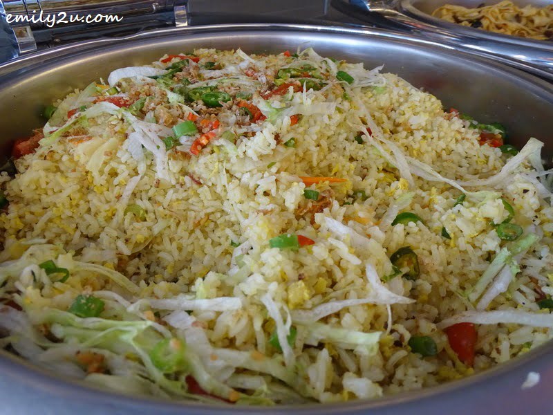 8. Chinese stir-fried rice