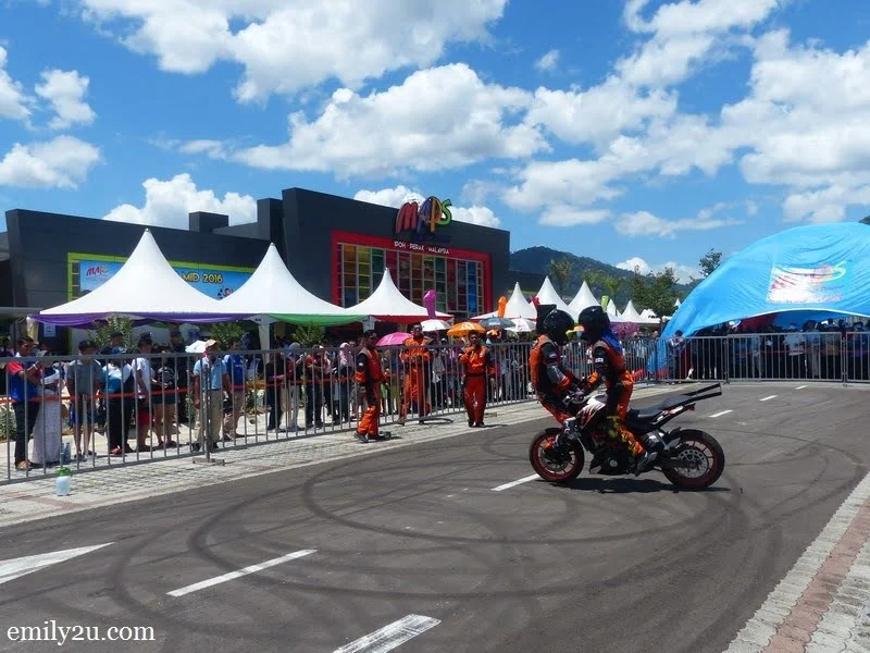 3. a sneak peek into the Stunt Legends show, the first stunt performance in Southeast Asia