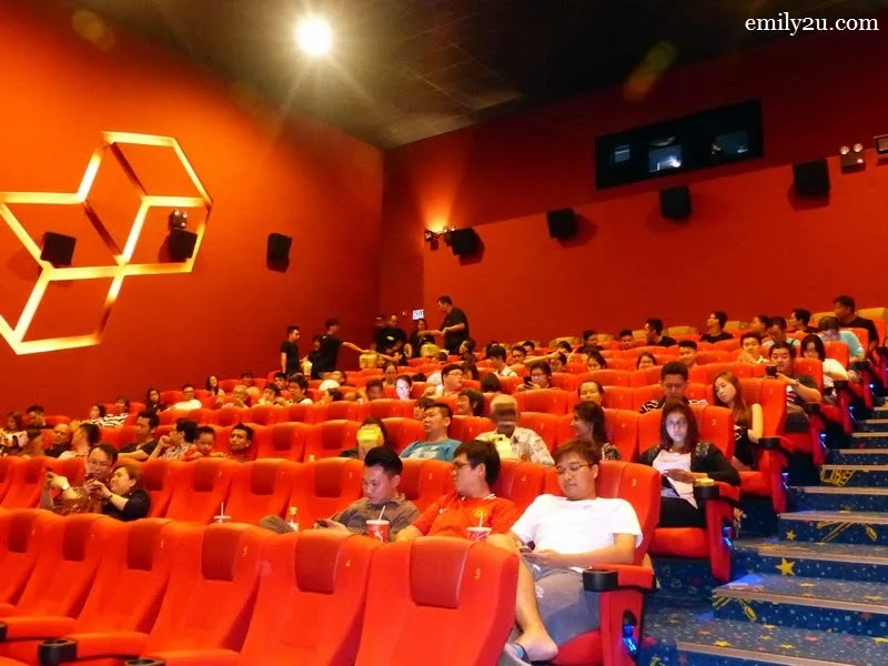 6. Honorians wait for the movie to commence 