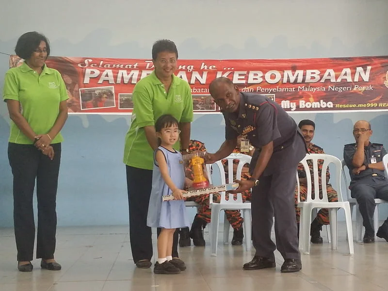 5. one of the pupils receives a prize