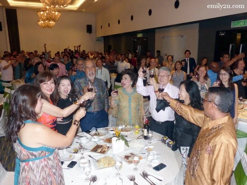 8. a toast to the birthday boy