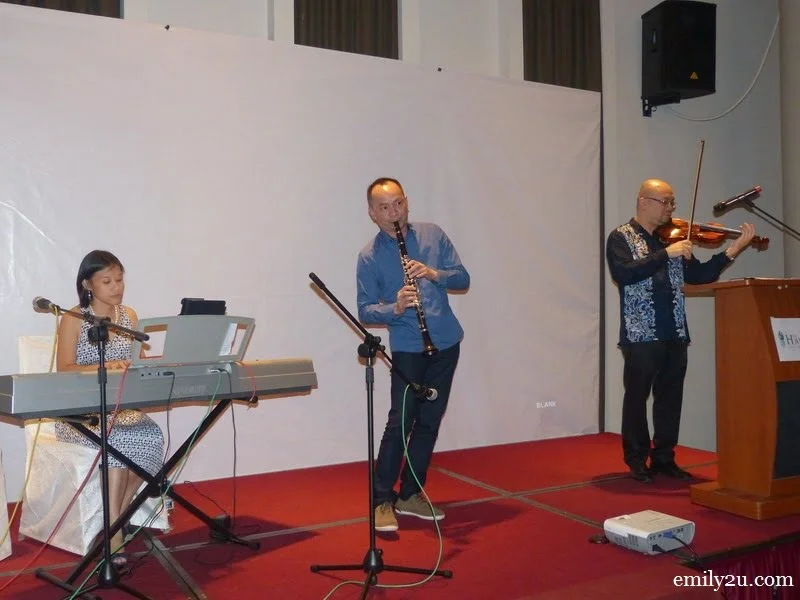 15. performance by (L-R): Dr. Joanne Lim, Mr. Eugene Pook &  Dr. Andrew Filmer