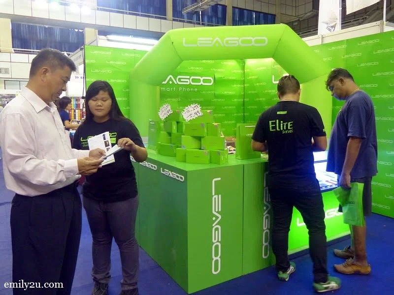 8. Leagoo booth