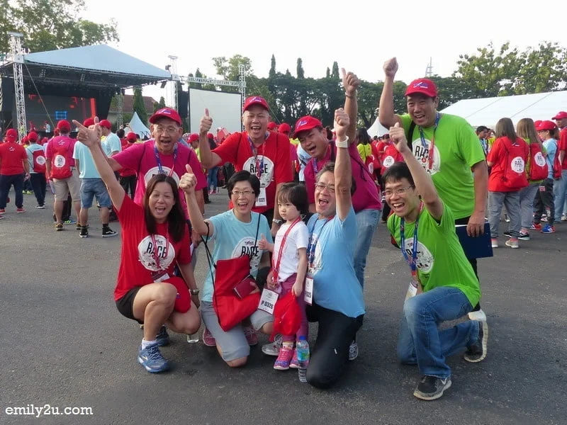 4. family and friends from Kuala Lumpur ready for the hunt