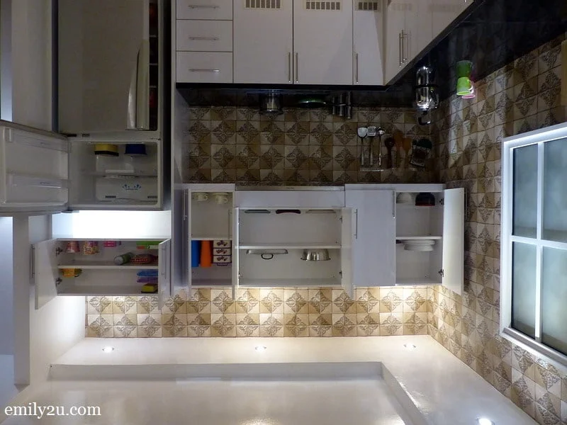 13. upside down kitchen