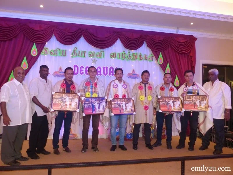 16. a group photo of all the state award recipients who are club members