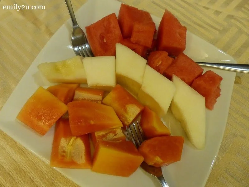 5. cut mixed fruits