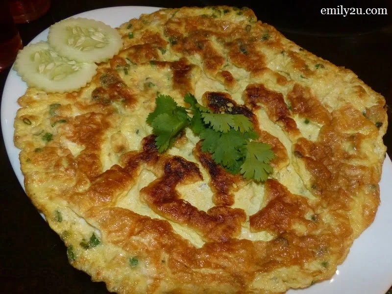 5. telur dadar cincaluk