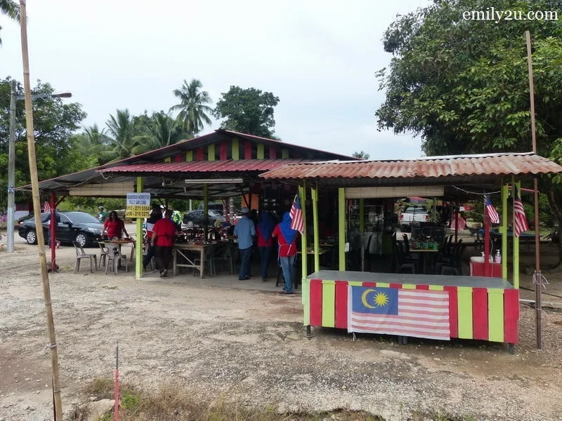 8. Warung Kari Kambing Power & Asam Pedas Claypot