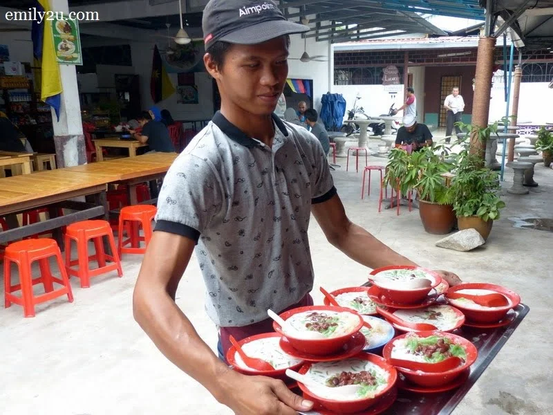 1. cendol arriving....