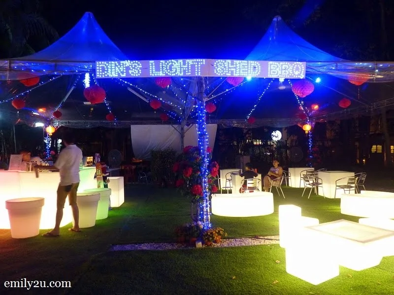 12. Din's Light Shed BBQ