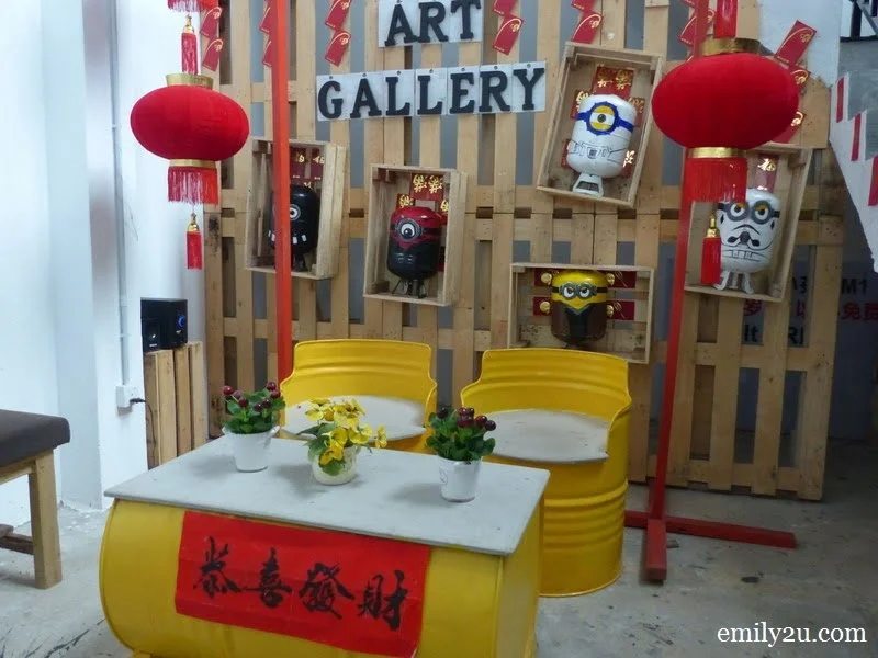 3. Art Gallery