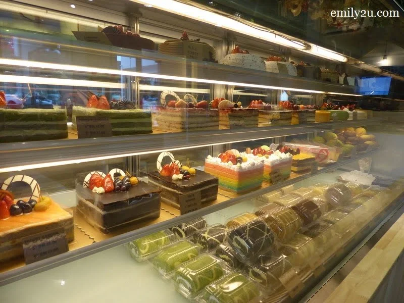 4. many cake choices