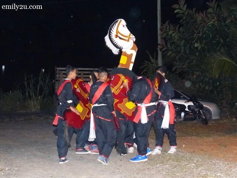 9. Kuda Kepang demonstration