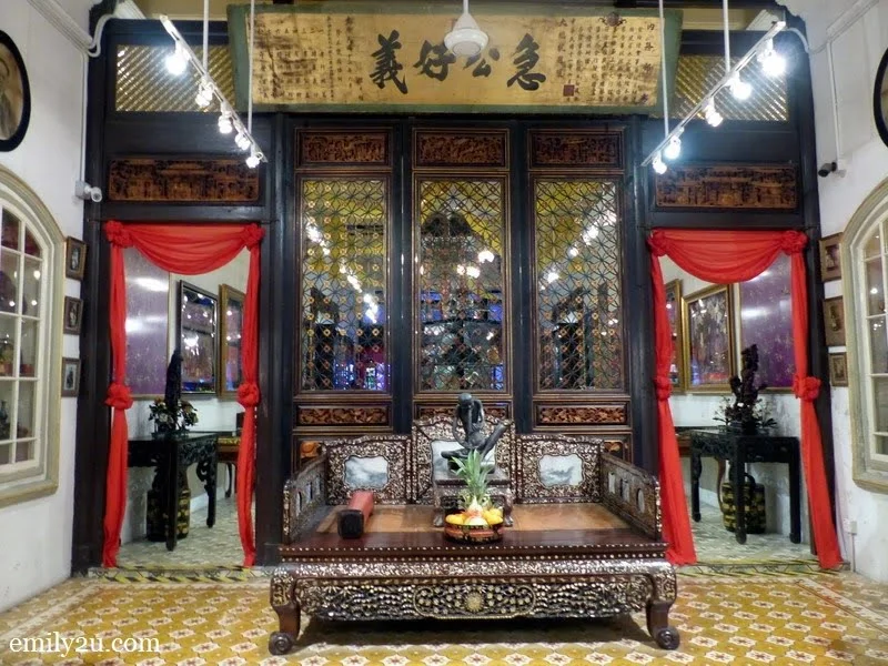 16. opium bed