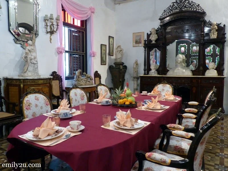 6. another Western-style dining room