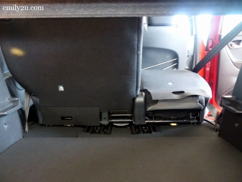 10. push the back seats forward and there is even more space in the boot