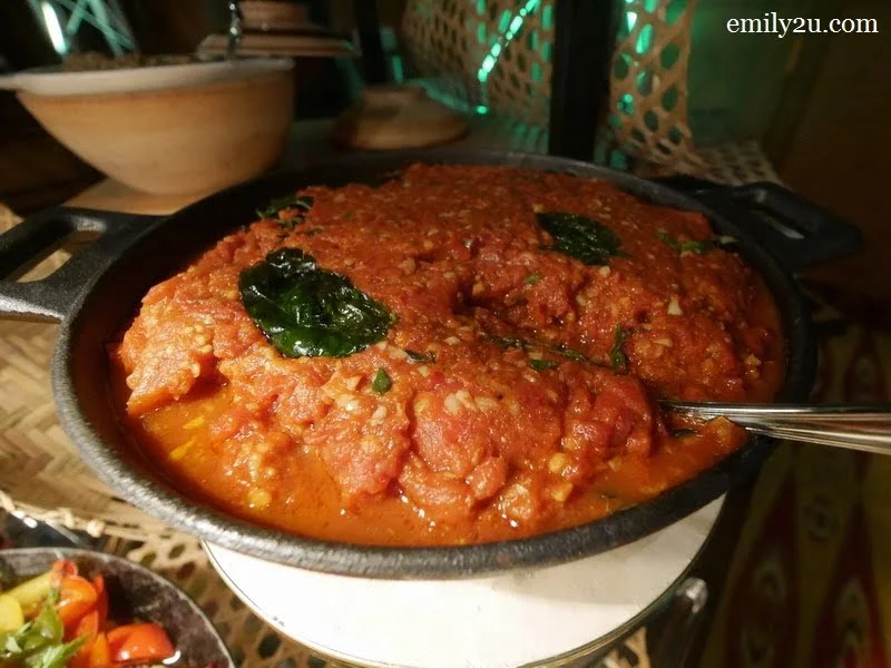 4. mechoui tomato sauce for the Mediterranean hickory-smoked lamb