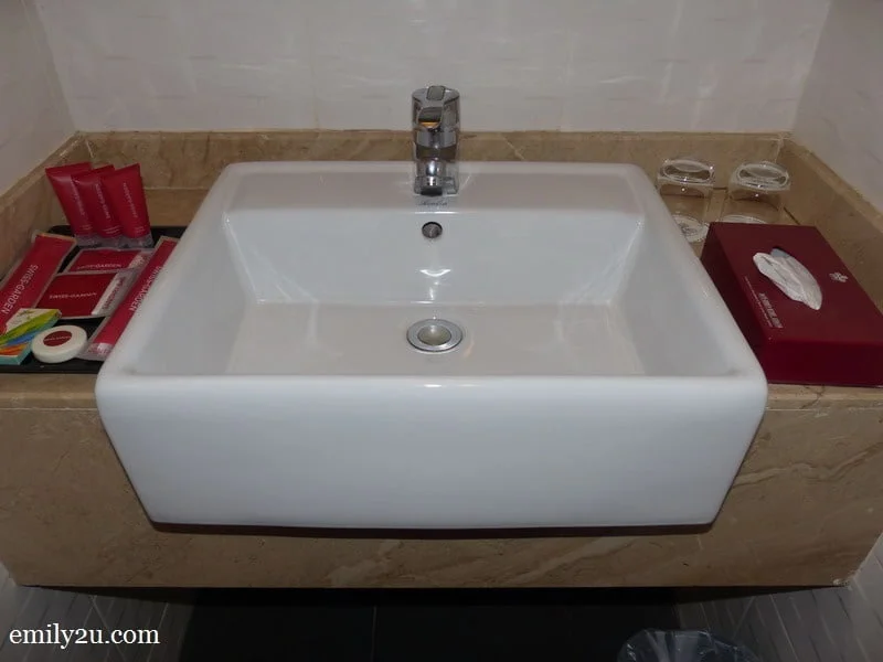 7. wash basin