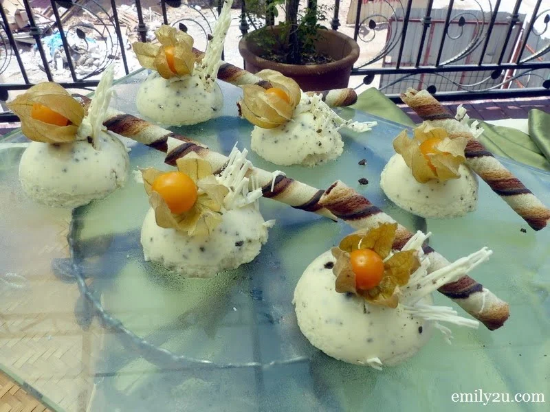 19. white chocolate mousse