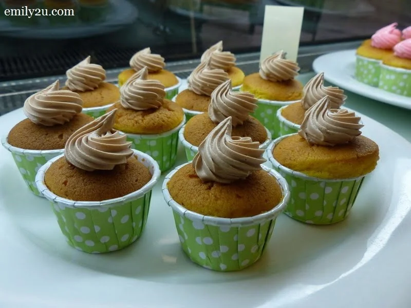24. durian muffins