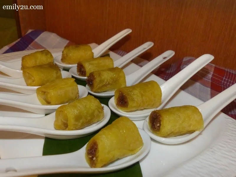 27. ketayap gulung (durian)