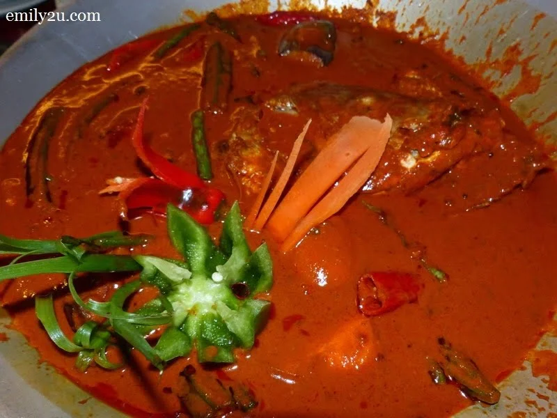 6. kepala ikan kari mamak