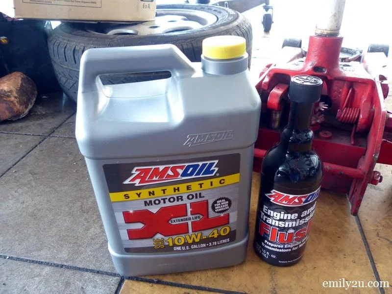 1. Amsoil 10w40 XL Series fully synthetic engine oil (L) & Amsoil Engine Flush (R)