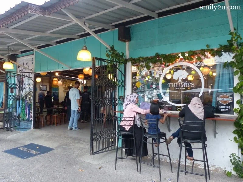 1. Thumb's Café, Ipoh