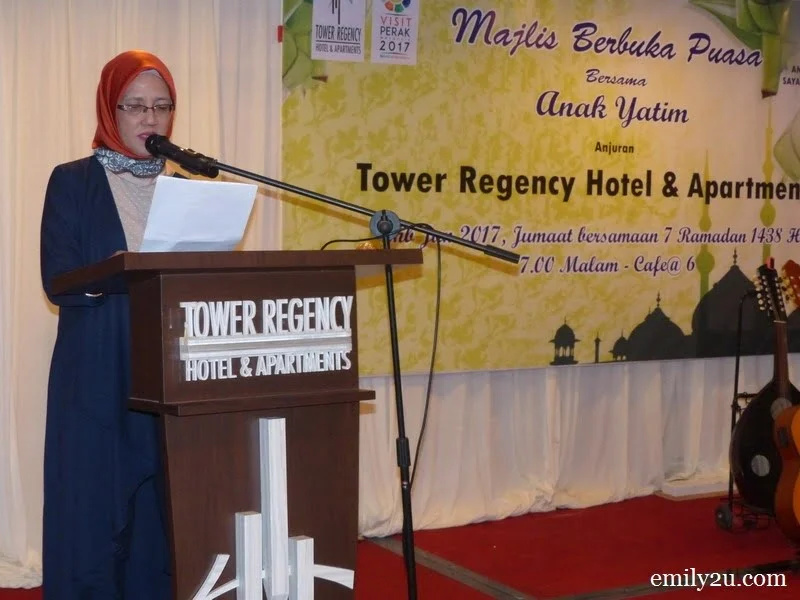 2. hotel manager Mariana Abdul Hamid in her opening speech