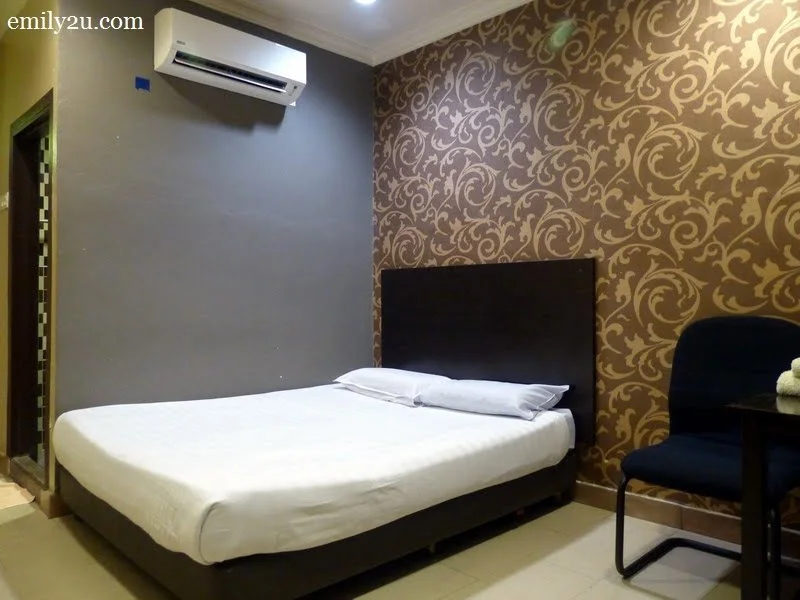 3. room with one double bed