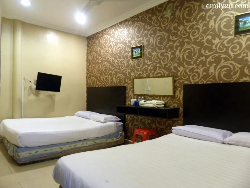 5. triple room