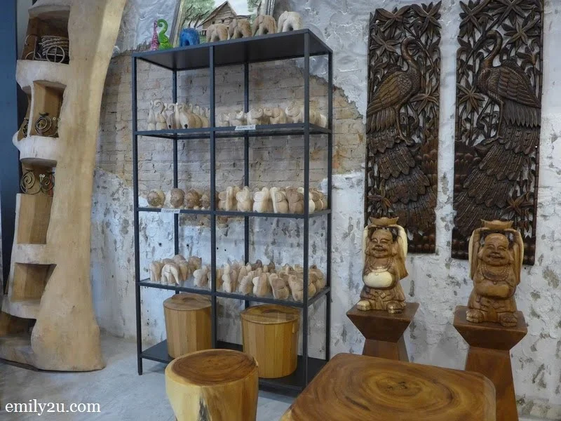 artists are encouraged to use this space to reach out to a larger audience