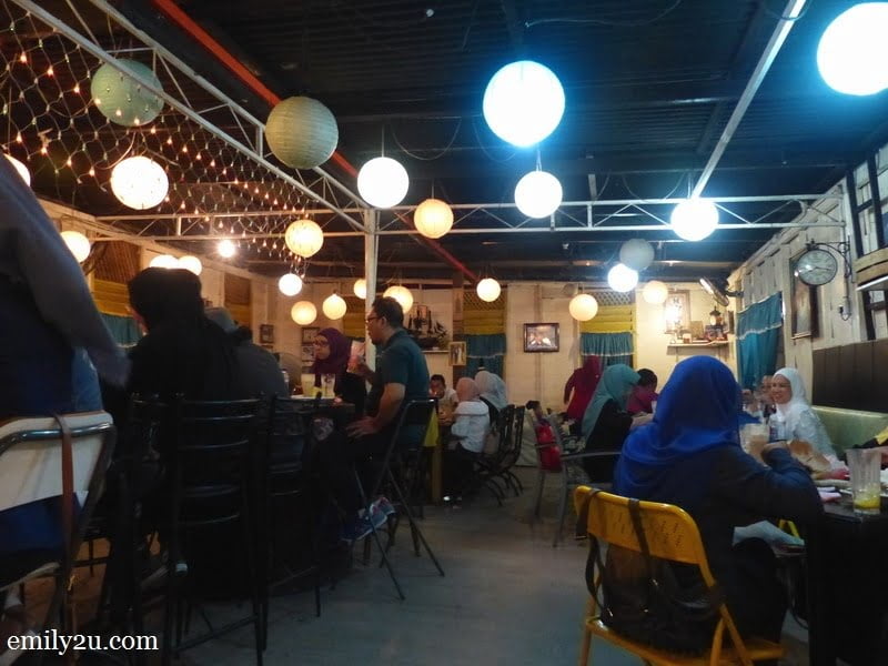 8 Thumbs Cafe Ipoh