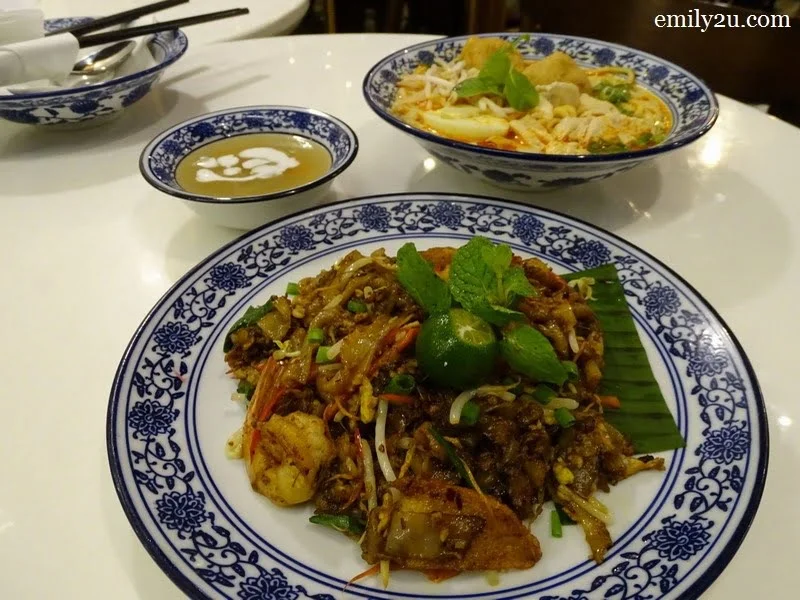  clockwise from right: Nyonya Laksa, Char Kuey Teow & Bubur Cha Cha