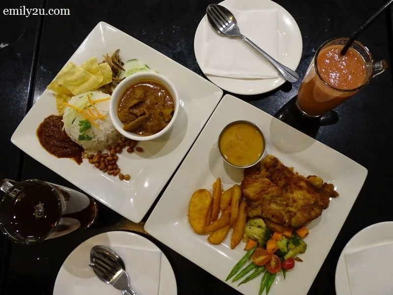 Rendang Beef Rice (L) & Grilled Chicken Masak Merah (R)