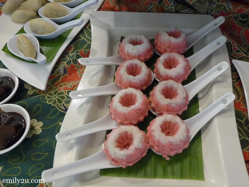 18. Malay kuih-muih