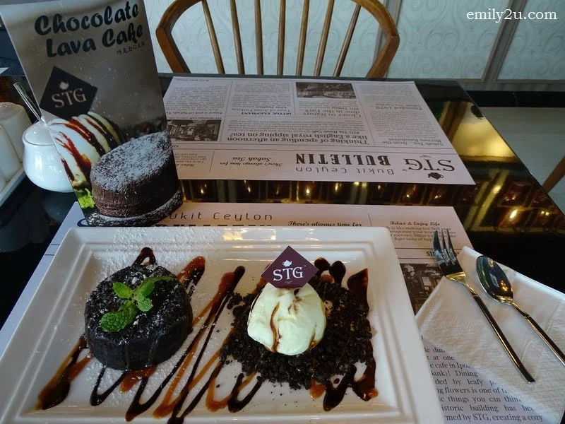 7. my all time favourite dessert - Chocolate Lava Cake, served with vanilla ice cream