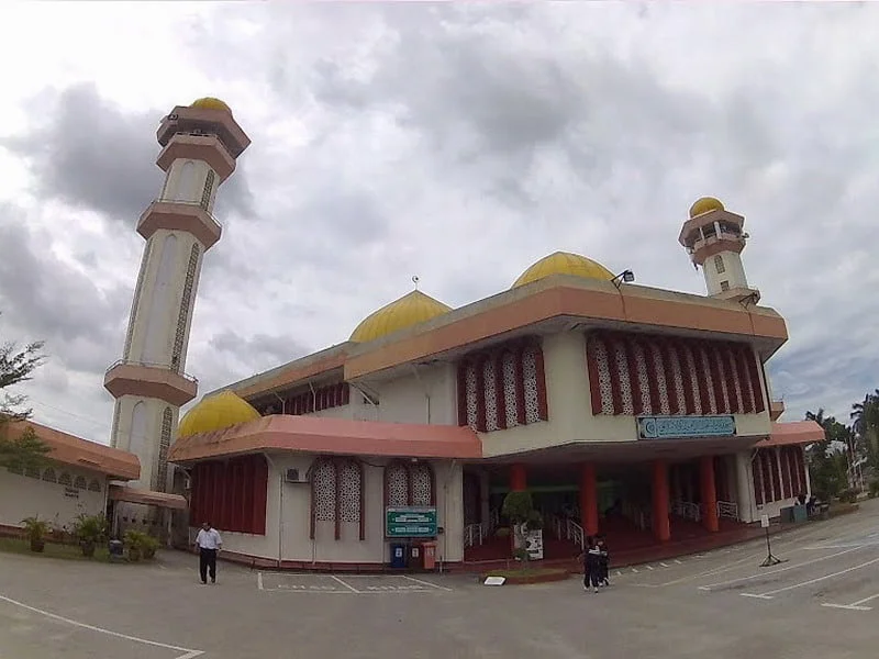 Sultan Ibrahim Mosque (photo credit: mknace unlimited)