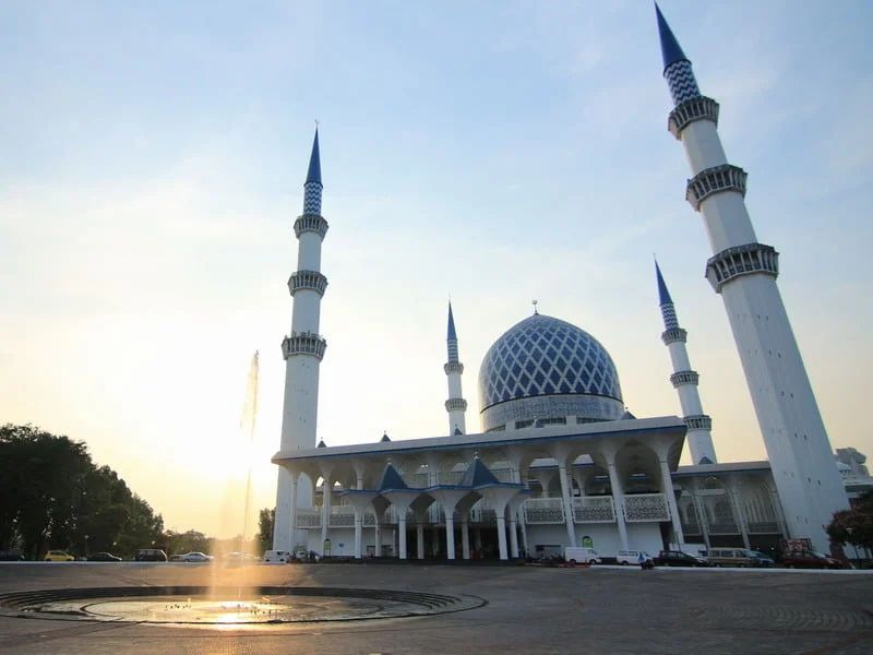 Sultan Salahuddin Abdul Aziz Shah Mosque